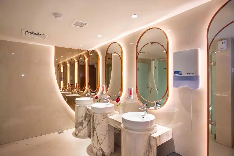 Fotos del hotel Harris  & Conventions Gubeng:  4