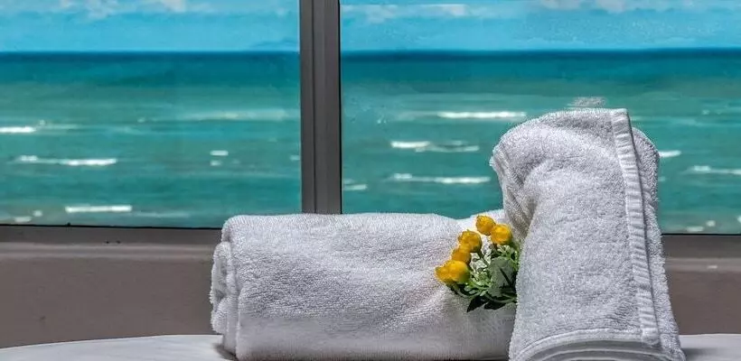 Fotos del hotel Ocean Breeze:  12