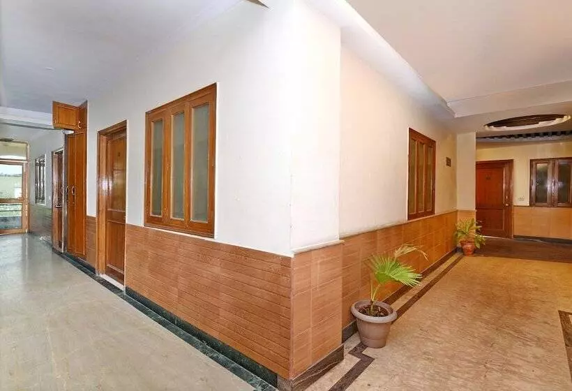 Fotos del hotel Fab Divine Inn:  9