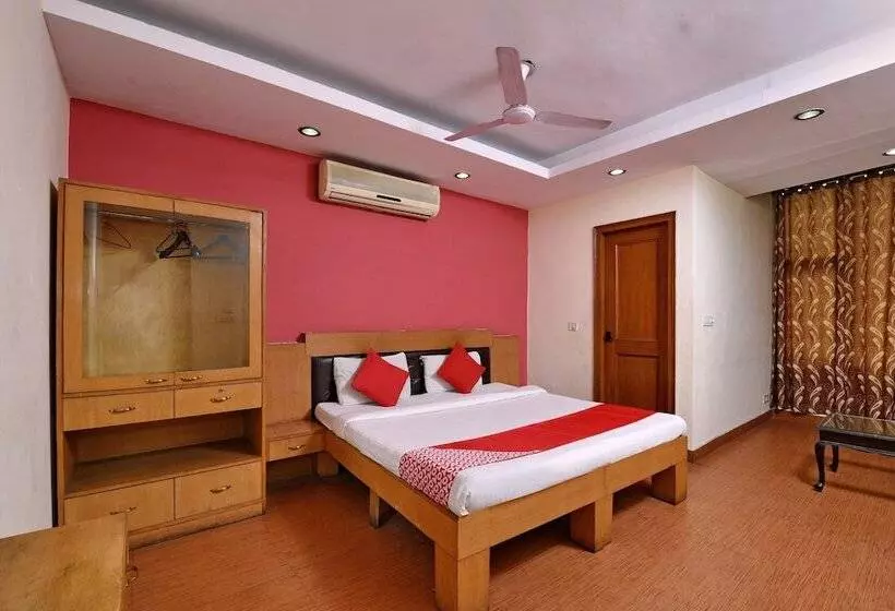 Fotos del hotel Fab Divine Inn:  15