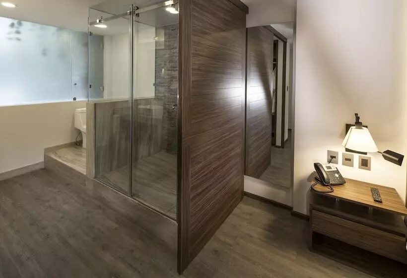 Fotos del hotel Flowsuites Condesa  Adults Only:  18