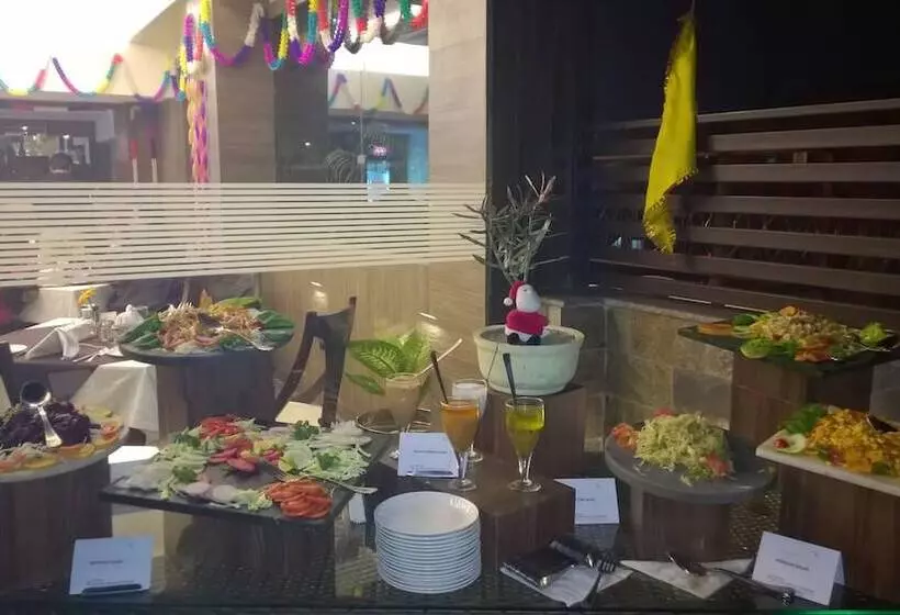 Fotos del hotel Seven Hills Tower:  7