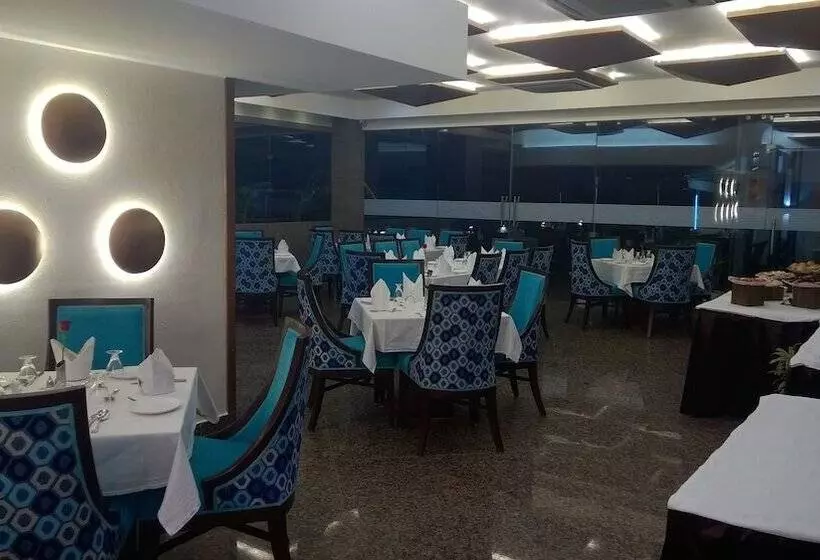 Fotos del hotel Seven Hills Tower:  12