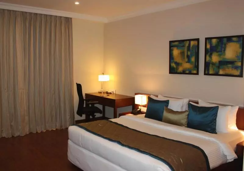 Fotos del hotel Siesta Hitech:  2