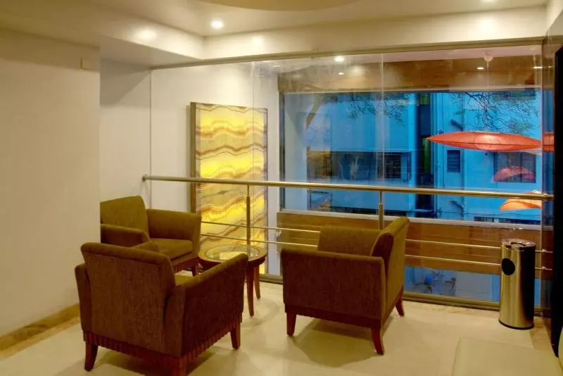 Fotos del hotel Quality Inn Mint:  2