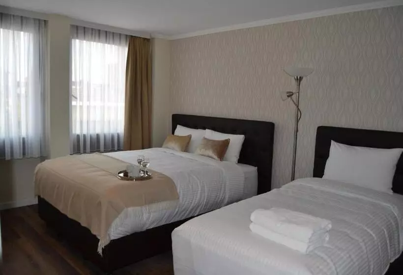 Fotos del hotel The Helmet:  19