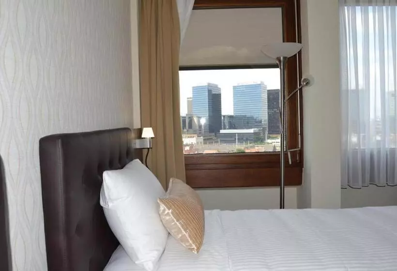 Fotos del hotel The Helmet:  21