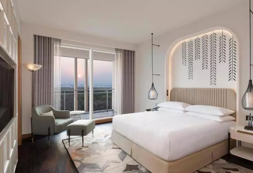 Fotos del hotel Crowne Plaza Jaipur Tonk Road, An Ihg:  7