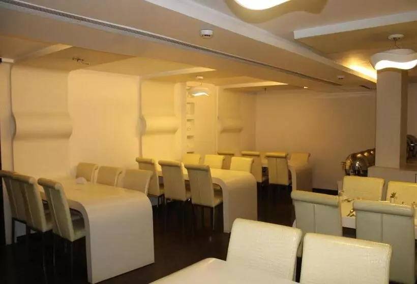 Fotos del hotel M Grand:  14