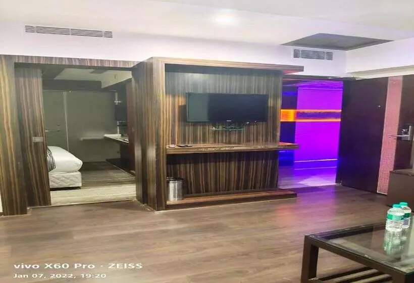 Fotos del hotel M Grand:  13