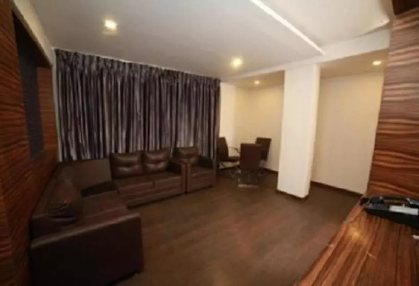 Fotos del hotel M Grand:  25