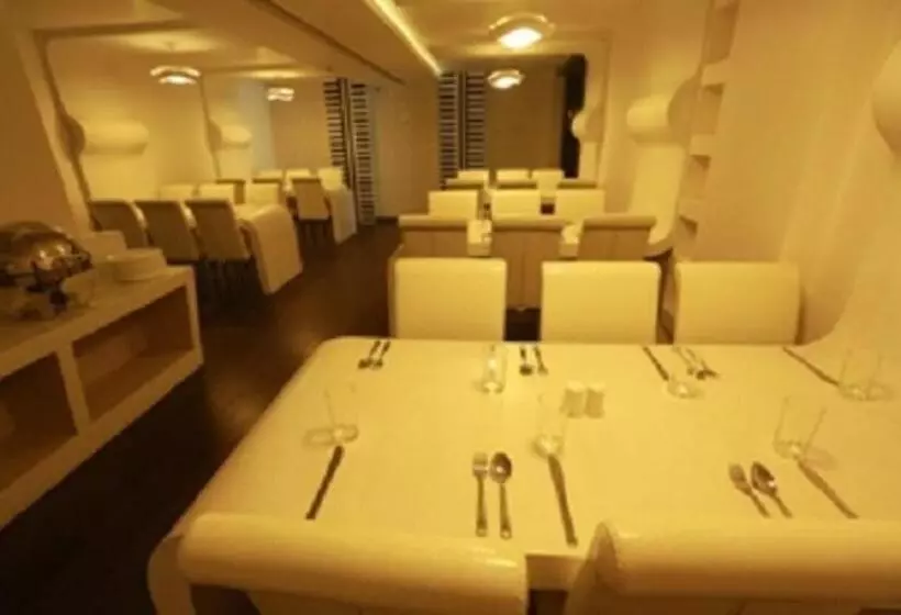 Fotos del hotel M Grand:  4