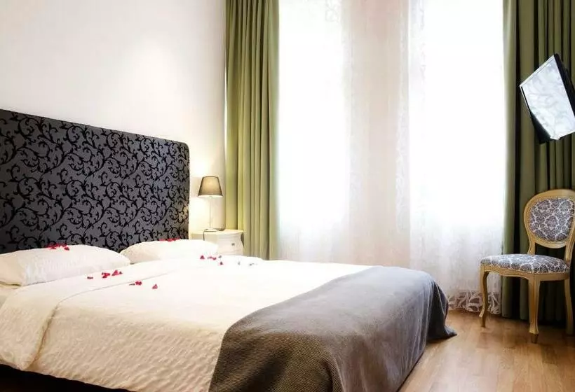 Fotos del hotel Dolce Vita Suites Boutique:  10