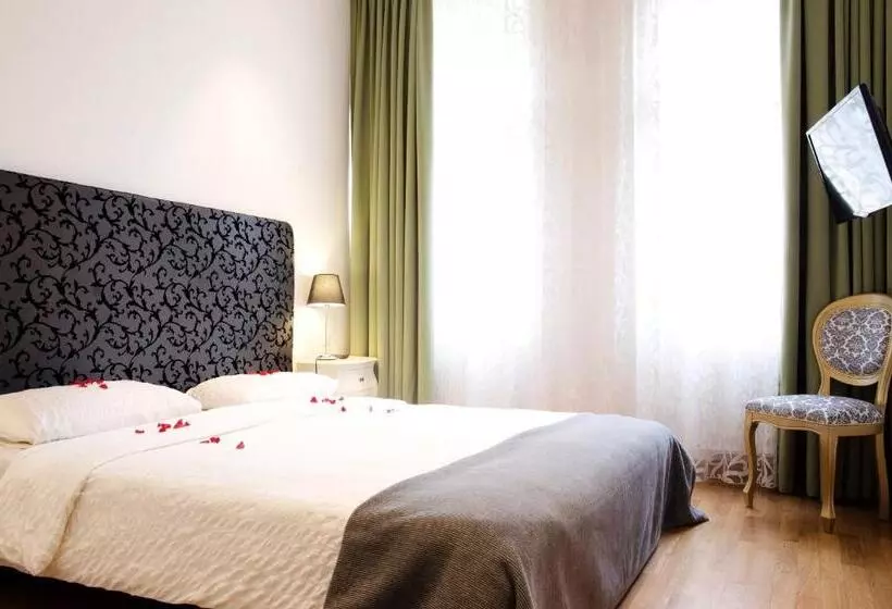 Fotos del hotel Dolce Vita Suites Boutique:  13