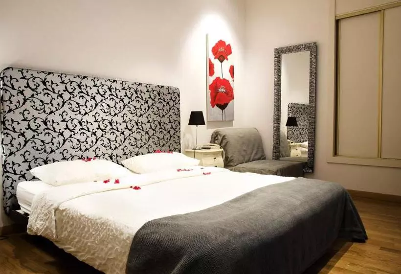 Fotos del hotel Dolce Vita Suites Boutique:  11