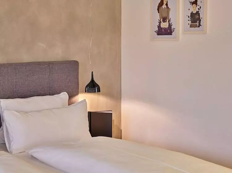 Fotos del hotel Arx Boutique:  19