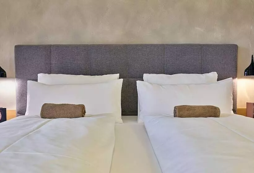 Fotos del hotel Arx Boutique:  24