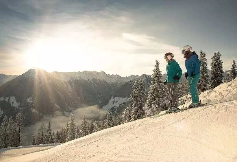 Fotos del hotel Arx Boutique:  13