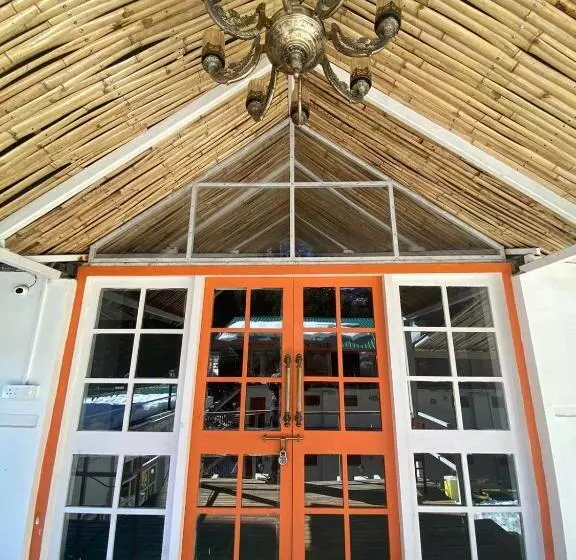 Fotos del hotel Golden Tulip Manali:  21