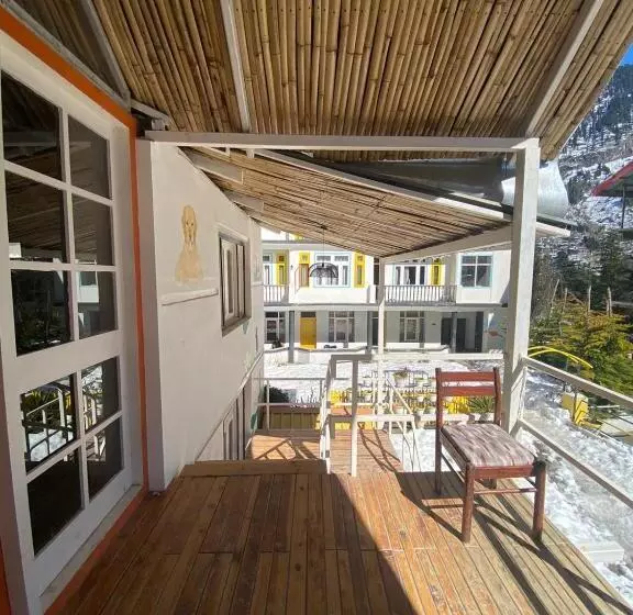 Fotos del hotel Golden Tulip Manali:  6