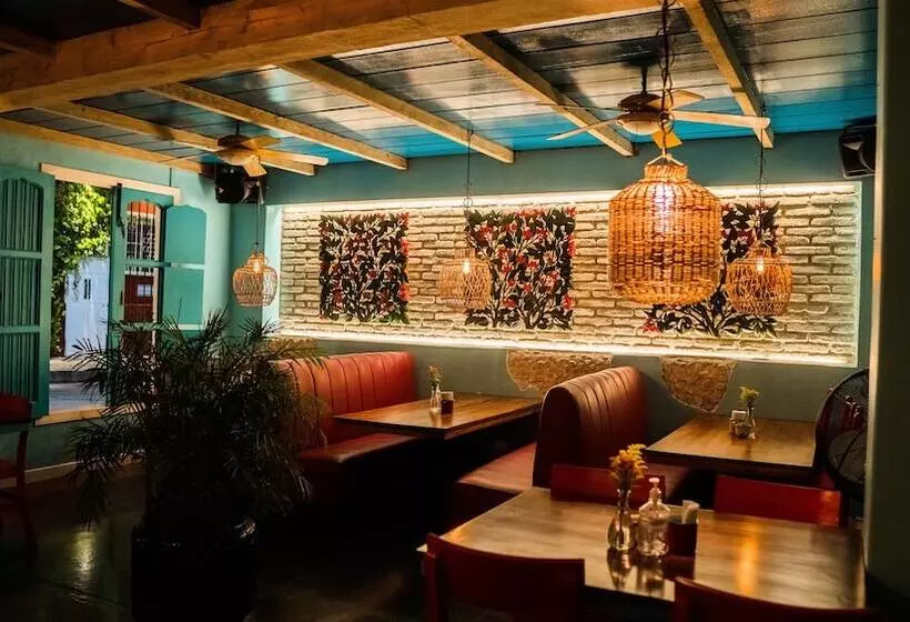 Fotos del hotel Isla De Flores:  11