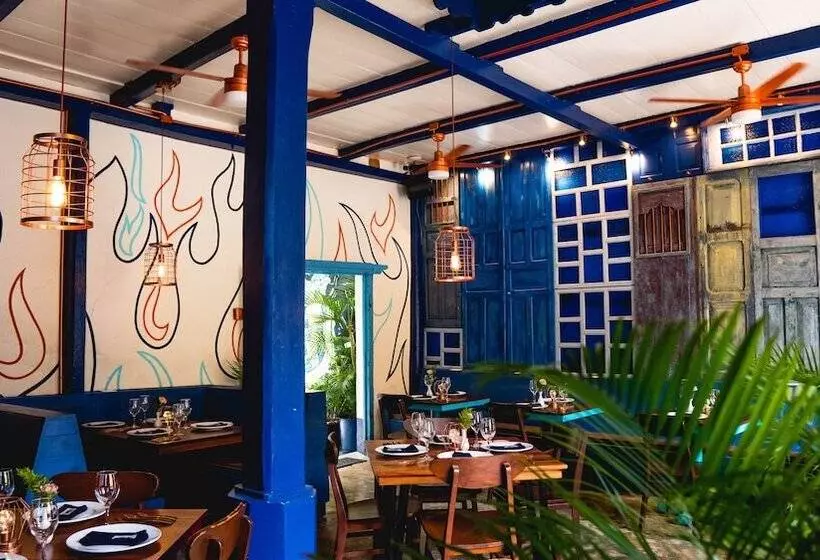 Fotos del hotel Isla De Flores:  12