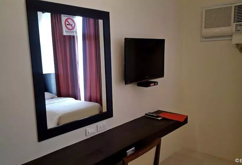 Fotos del hotel Reddoorz Plus Near Robinsons Dumaguete:  21