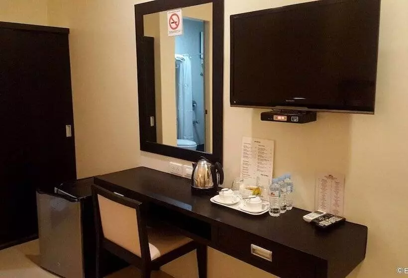 Fotos del hotel Reddoorz Plus Near Robinsons Dumaguete:  23