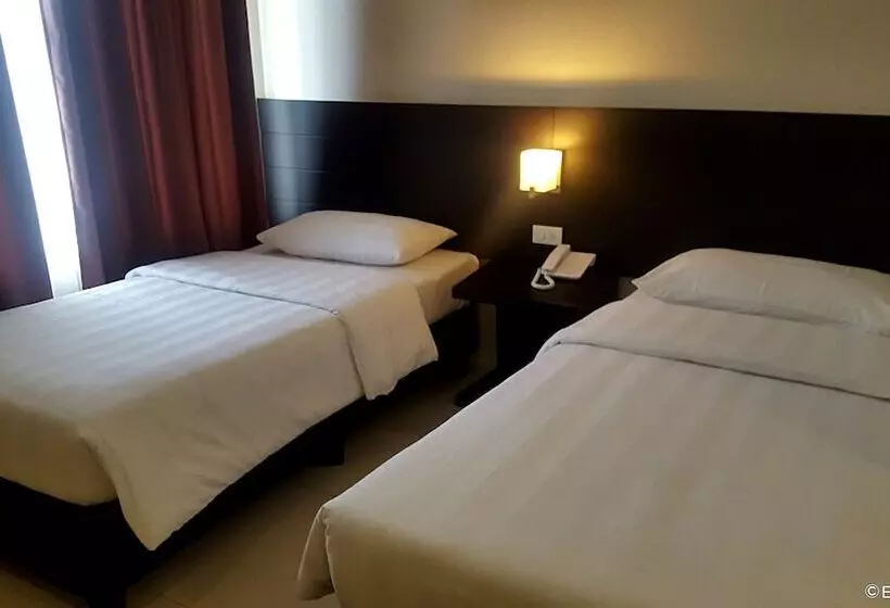 Fotos del hotel Reddoorz Plus Near Robinsons Dumaguete:  20