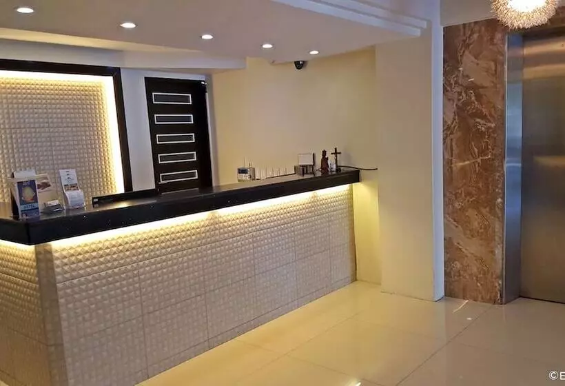 Fotos del hotel Reddoorz Plus Near Robinsons Dumaguete:  12