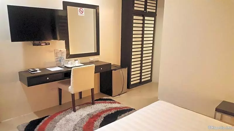 Fotos del hotel Reddoorz Plus Near Robinsons Dumaguete:  18