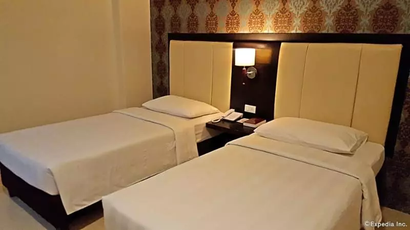 Fotos del hotel Reddoorz Plus Near Robinsons Dumaguete:  16