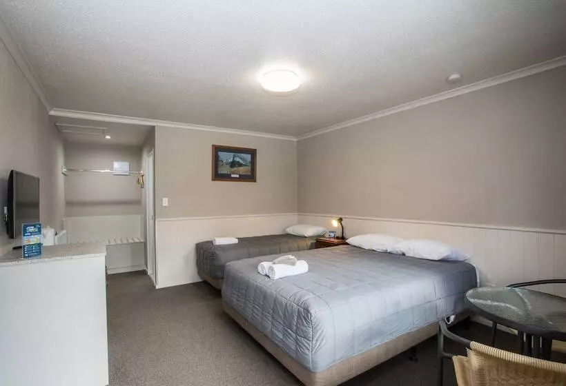 Fotos del hotel Te Anau Top 10 Holiday Park:  6
