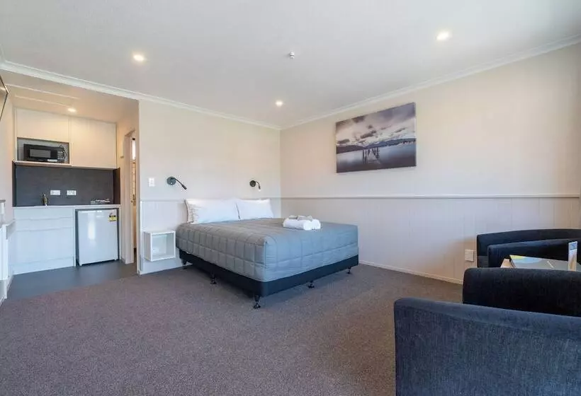 Fotos del hotel Te Anau Top 10 Holiday Park:  7