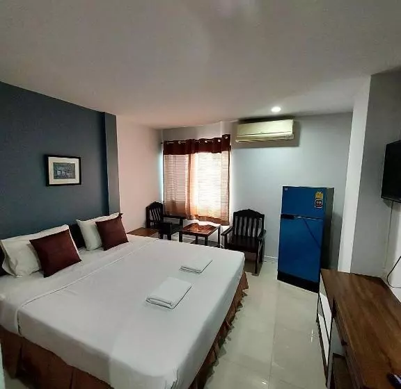 Fotos del hotel Traveller Inn:  9