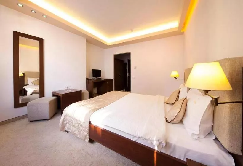 Fotos del hotel Yesterday:  10