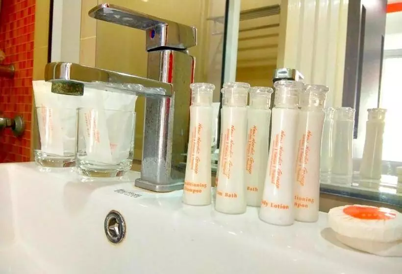 Fotos del hotel Family Residence:  5