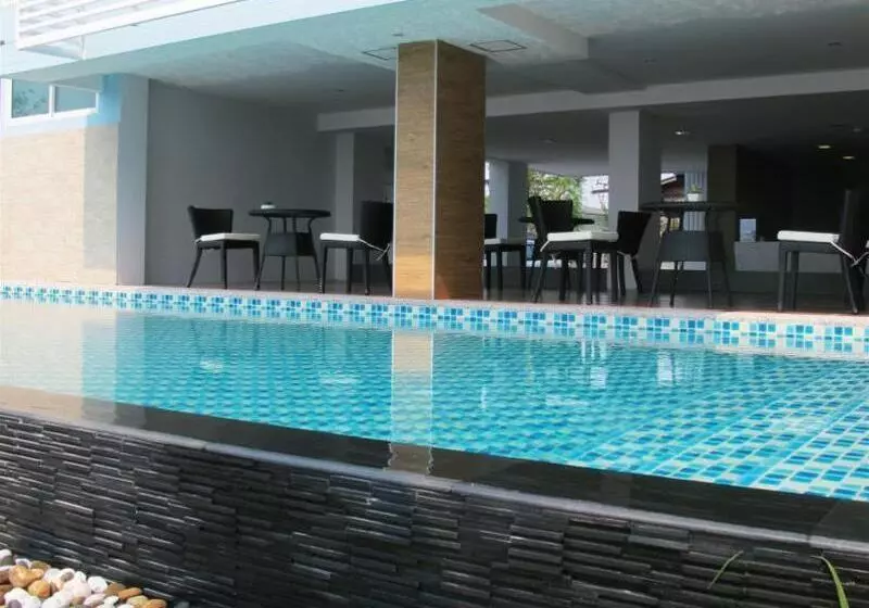 Fotos del hotel Nantra Pattaya Baan Ampoe Beach:  4