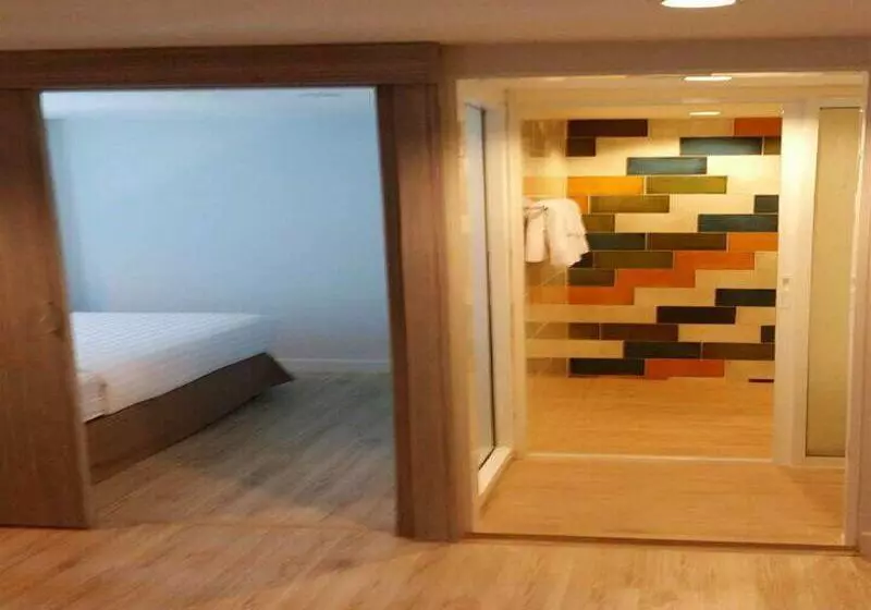 Fotos del hotel Nantra Pattaya Baan Ampoe Beach:  2