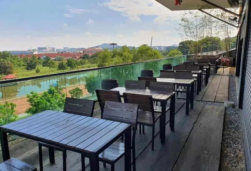 Fotos del hotel Riverfront Sentral:  4