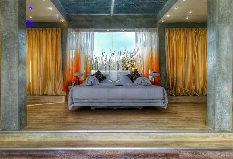 Fotos del hotel Villa Thawthisa The Boutique  Unawatuna:  11