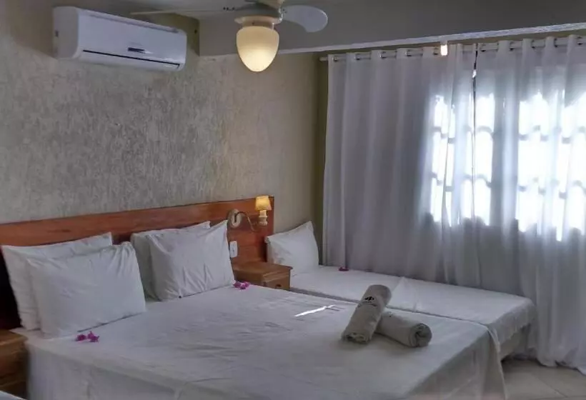 Fotos del hotel Pousada Praia João Fernandes:  10