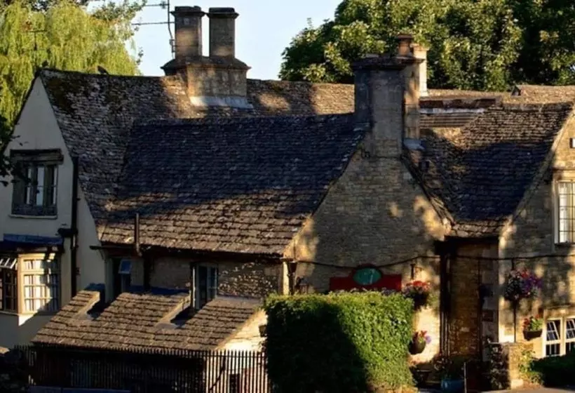 Fotos del hotel The Lamb Inn Great Rissington:  19