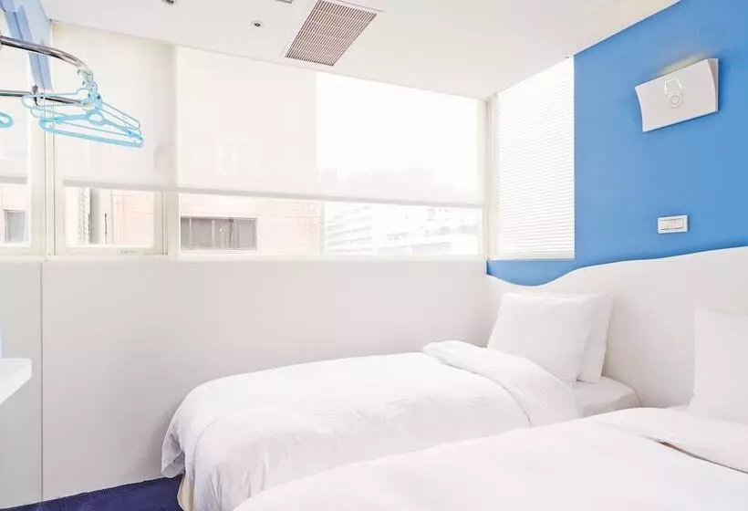 Fotos del hotel Forever Inn:  21