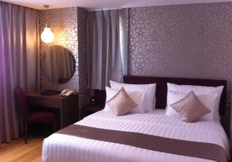 Fotos del hotel Mg Suites:  2