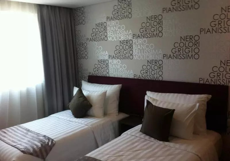 Fotos del hotel Mg Suites:  11