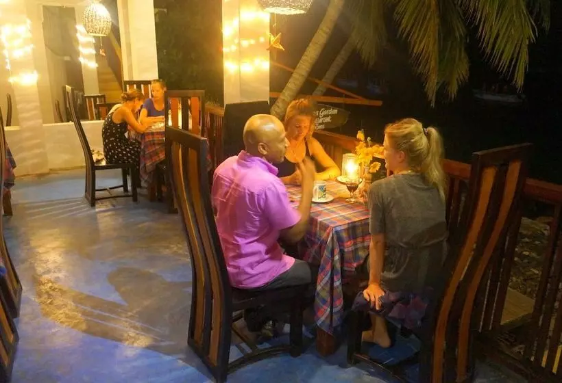 Fotos del hotel Banana Garden Unawatuna:  8