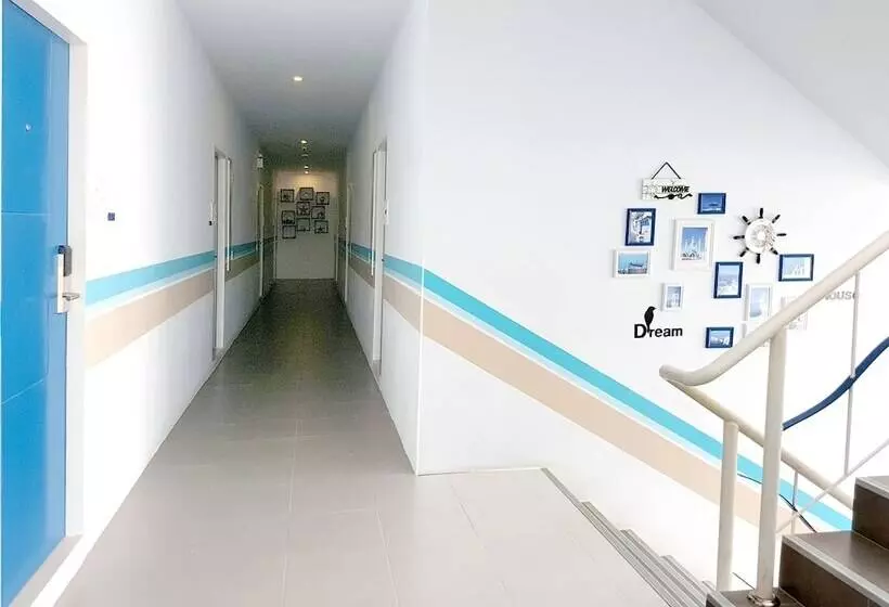 Fotos del hotel Chill House @ Nai Yang Beach:  2