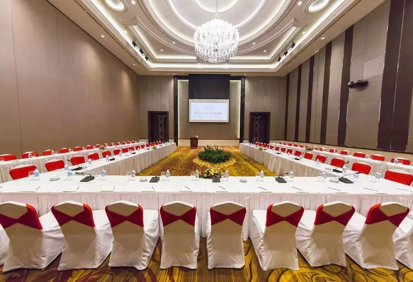 Fotos del hotel Garden City:  8