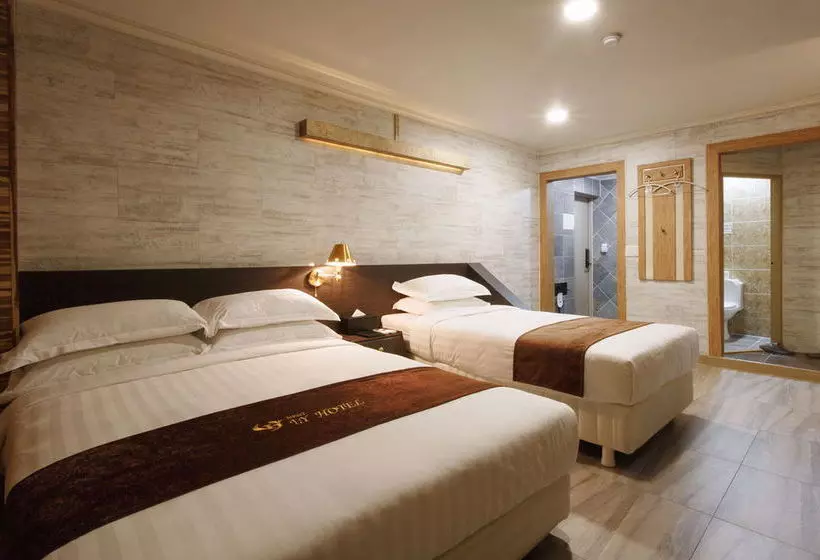 Fotos del hotel I.y:  20